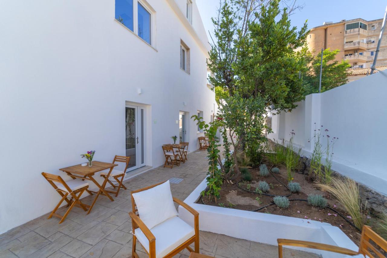Mensos Rooms Olbia Zewnętrze zdjęcie