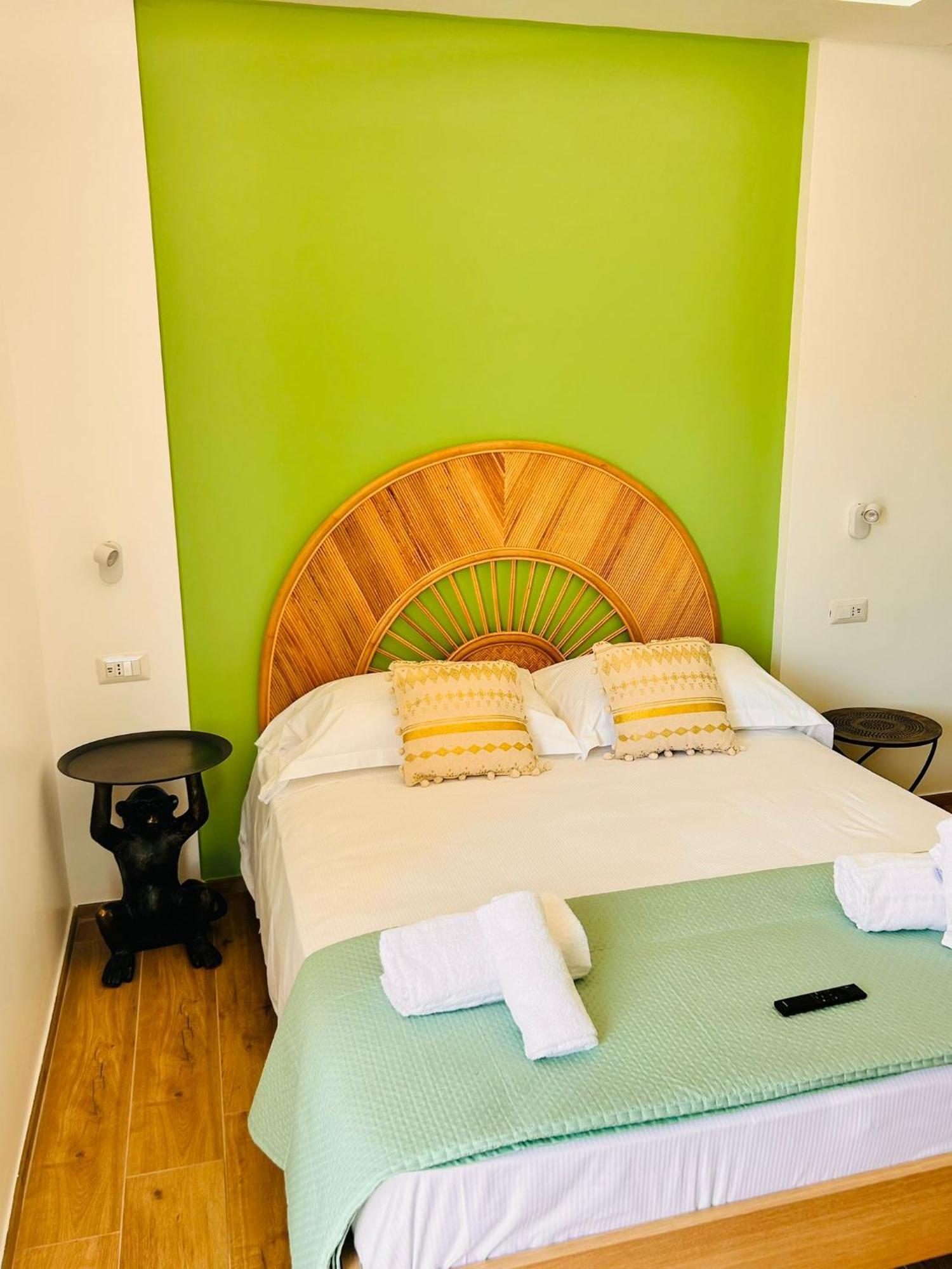 Mensos Rooms Olbia Zewnętrze zdjęcie