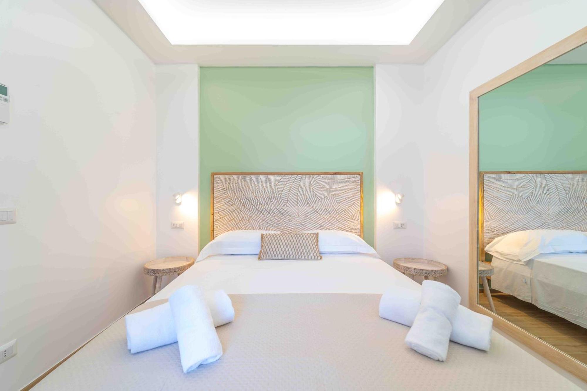 Mensos Rooms Olbia Zewnętrze zdjęcie