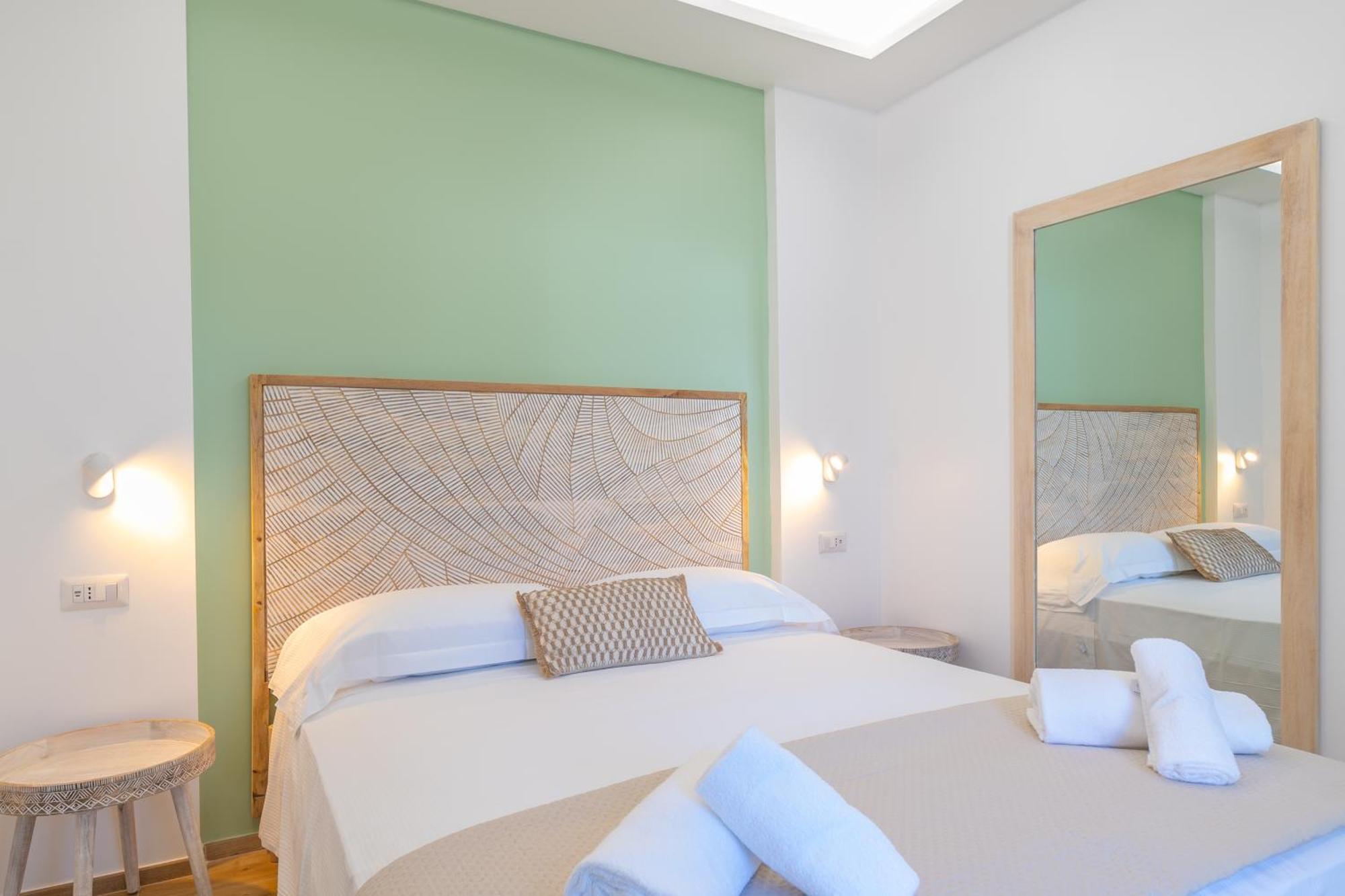 Mensos Rooms Olbia Zewnętrze zdjęcie