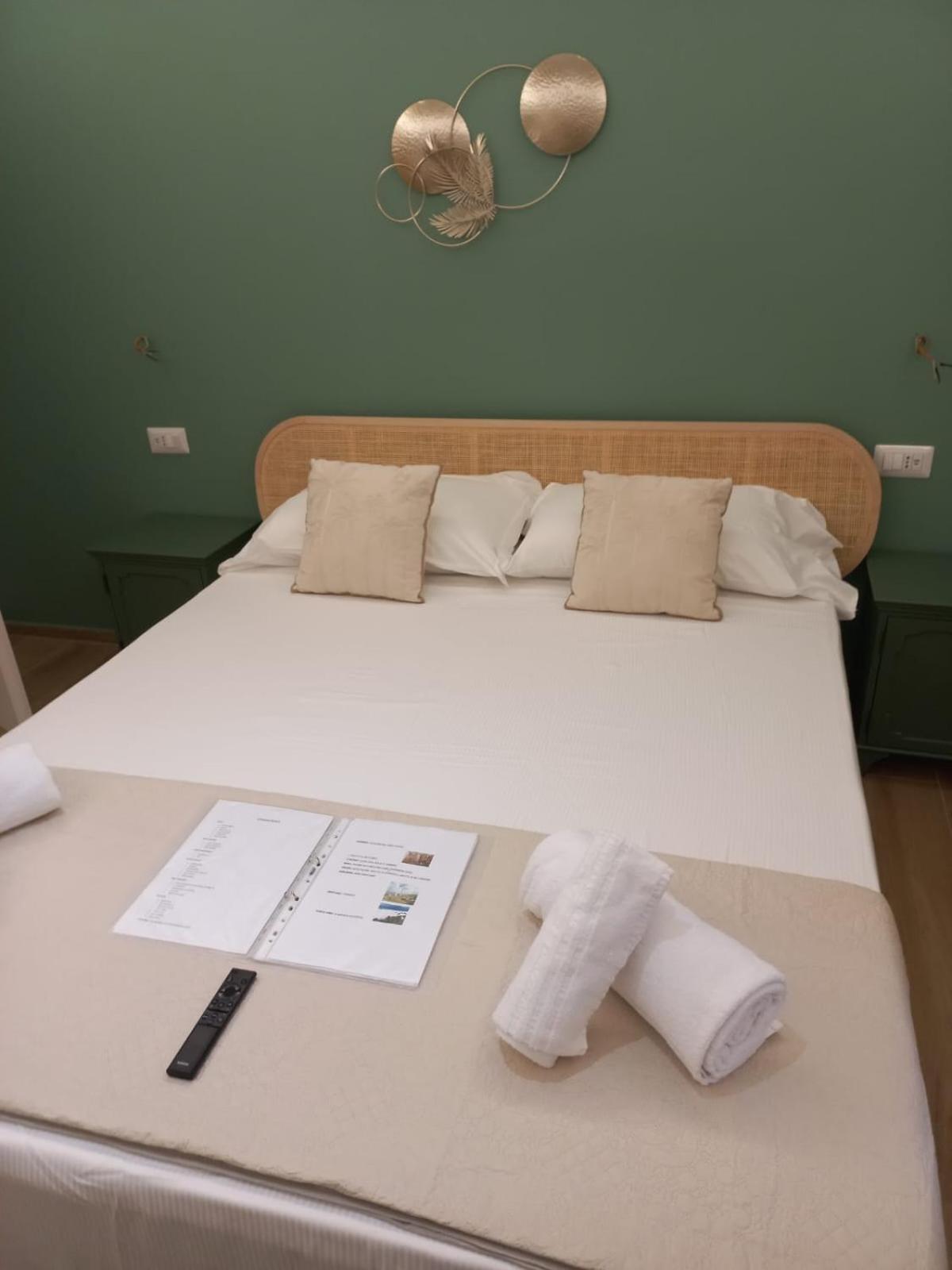 Mensos Rooms Olbia Zewnętrze zdjęcie